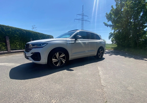 Volkswagen Touareg cena 219900 przebieg: 124000, rok produkcji 2018 z Szczecin małe 631
